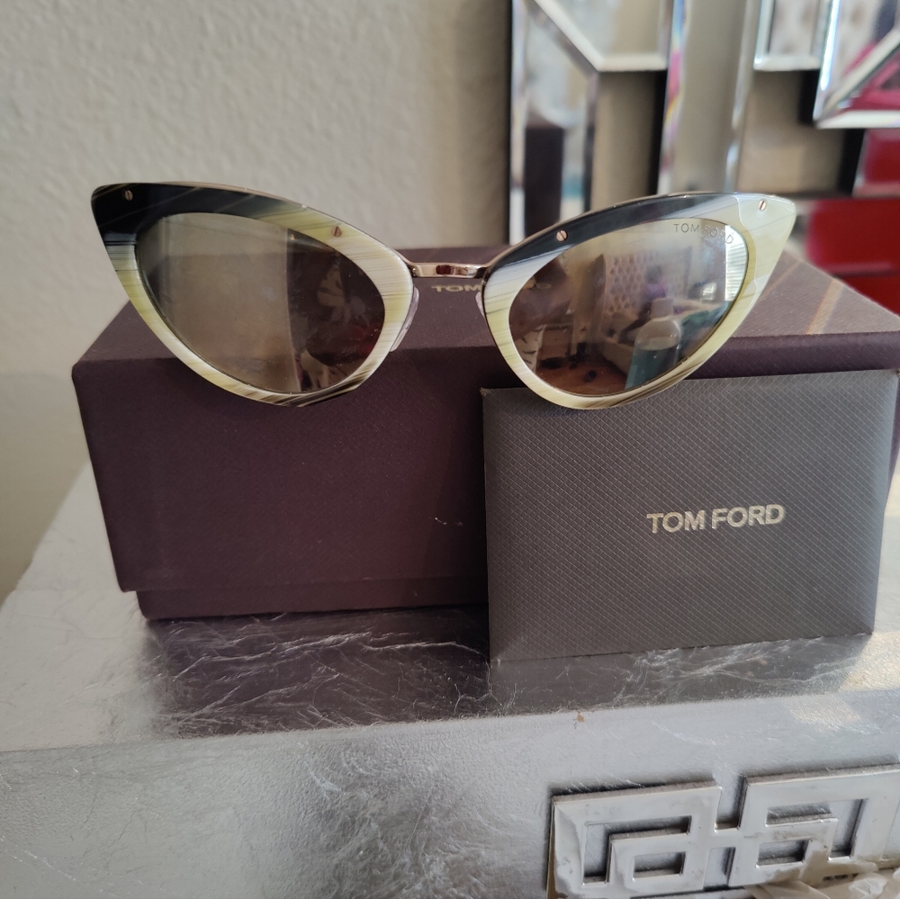 Authentic Tom Ford eye Cat sunglasses